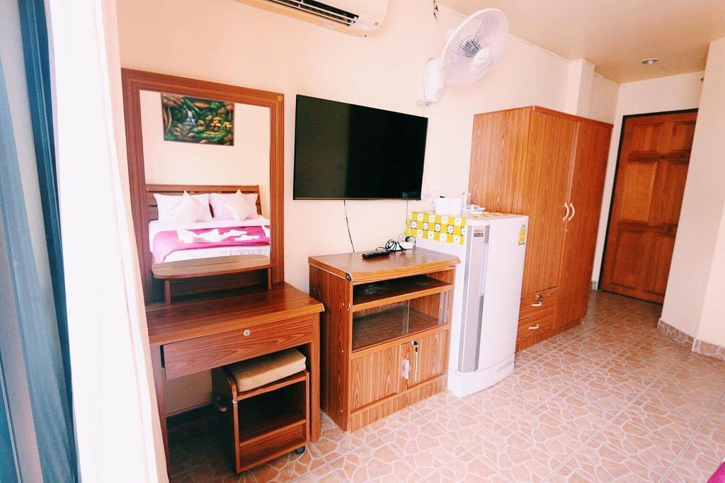 S-One Guesthouse Паттайя Экстерьер фото